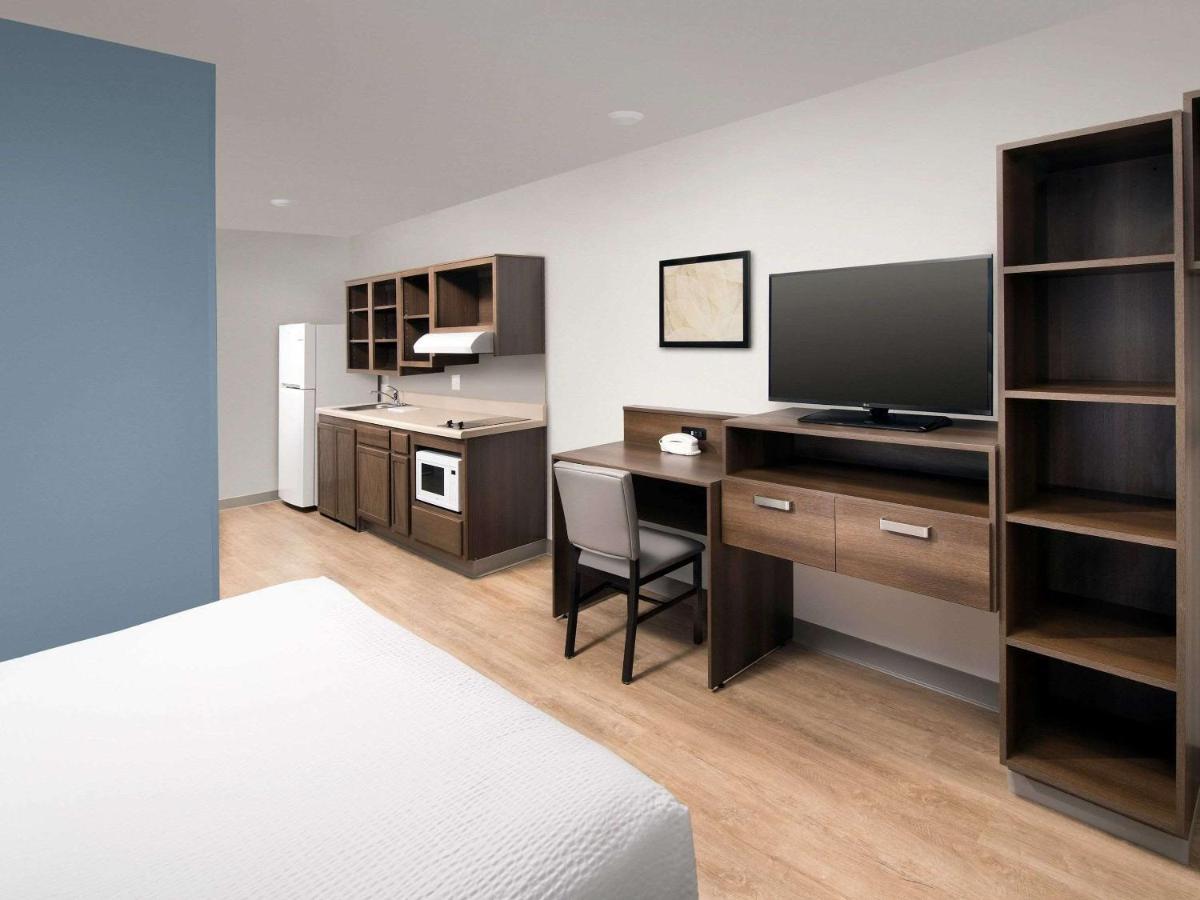 Woodspring Suites Albuquerque Exterior photo