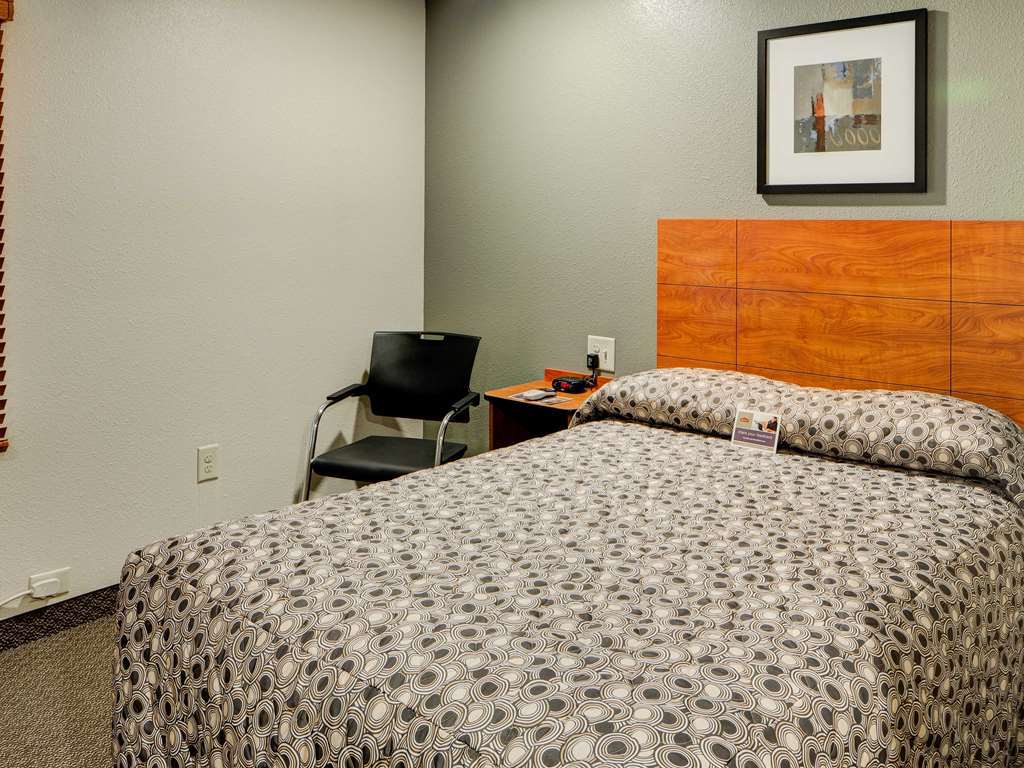 Woodspring Suites Albuquerque Room photo