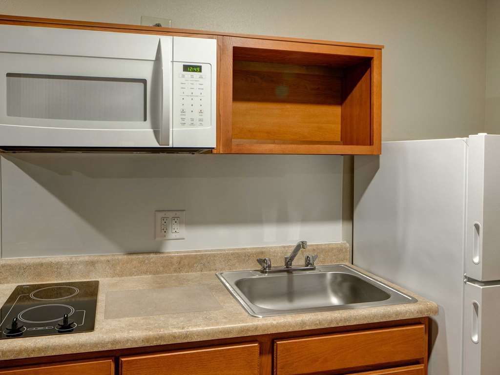 Woodspring Suites Albuquerque Room photo