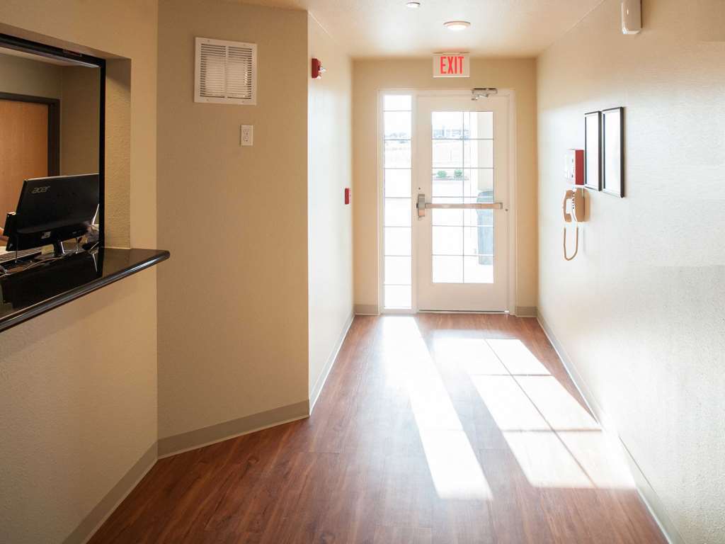 Woodspring Suites Albuquerque Interior photo